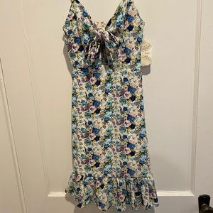 Altar’d State sundress with tie in the front sz XS